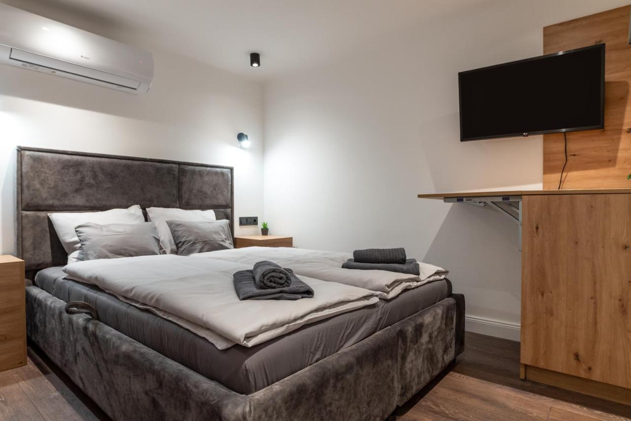 Downtown Luxury By Stlcz With 2 Bathrooms Budapest Eksteriør billede