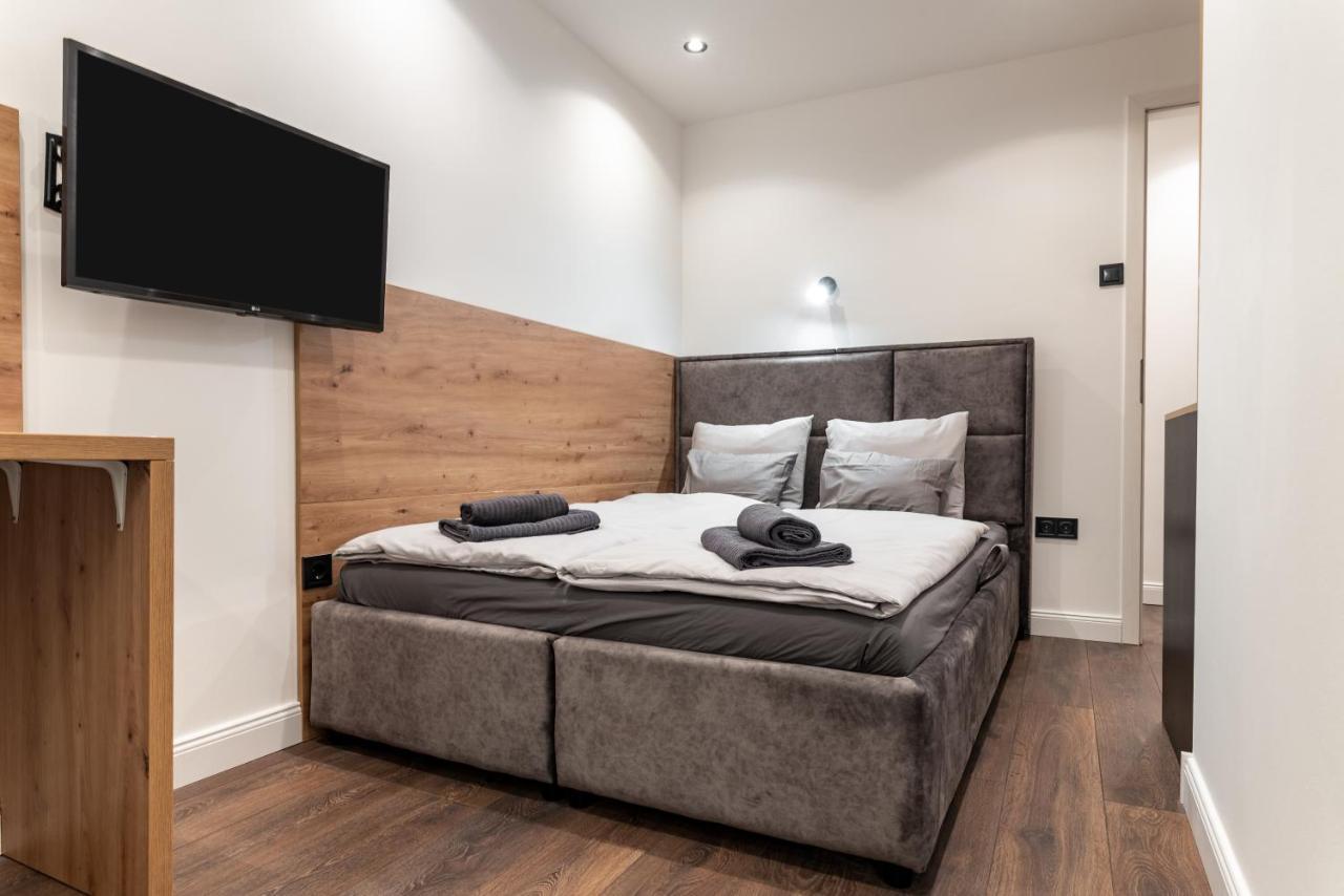 Downtown Luxury By Stlcz With 2 Bathrooms Budapest Eksteriør billede